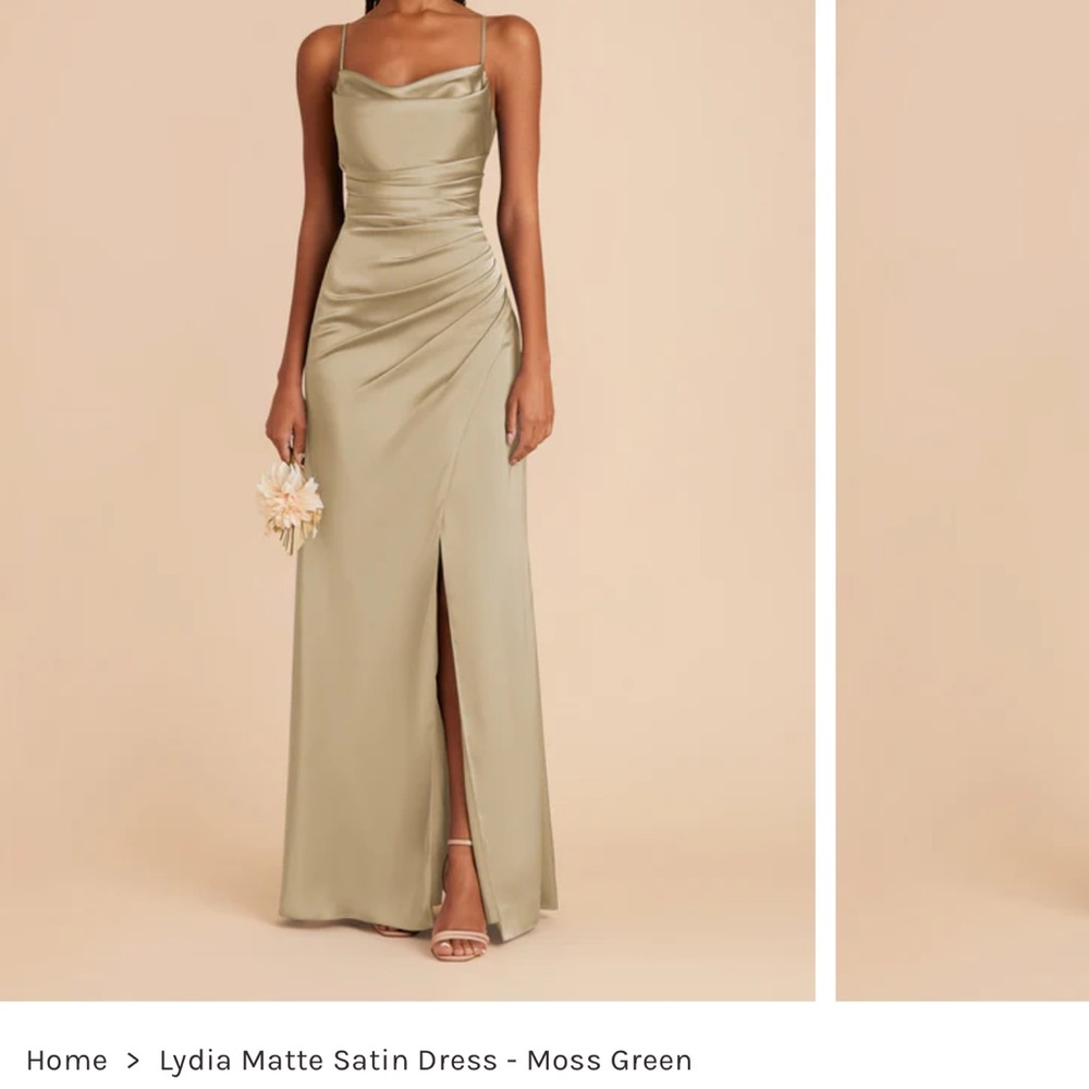 Elegant Satin Evening Dress in Green